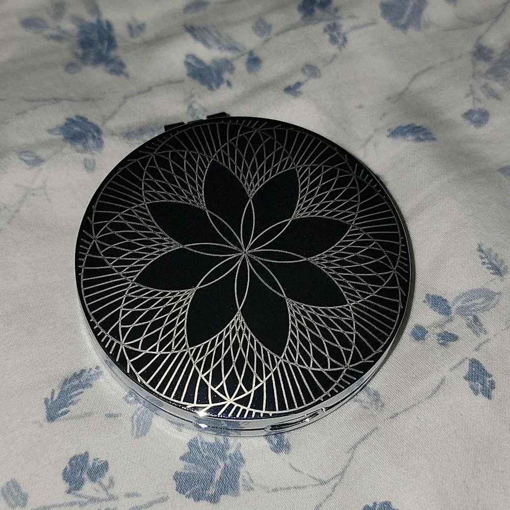 Omega Compact Mirror - Picture 3 of 6